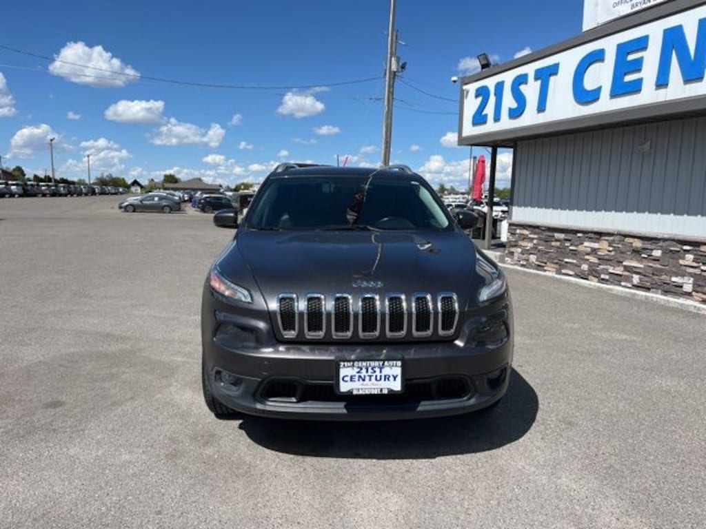 Used 2015 Jeep Cherokee Latitude 4x4 SUV