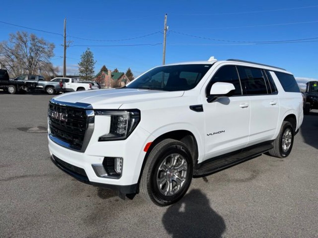 Used 2023 GMC Yukon XL SLE SUV
