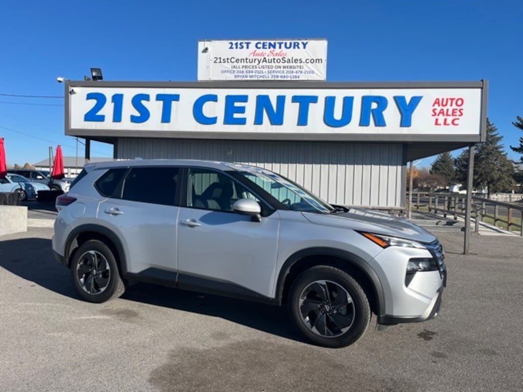 Used 2024 Nissan Rogue SV SUV