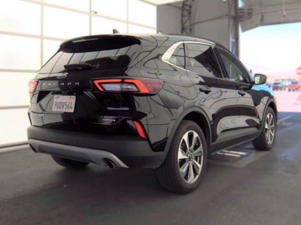 Used 2025 Ford Escape Platinum SUV