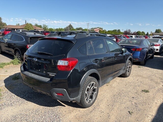 2016 Subaru Crosstrek 2.0i Limited photo 2