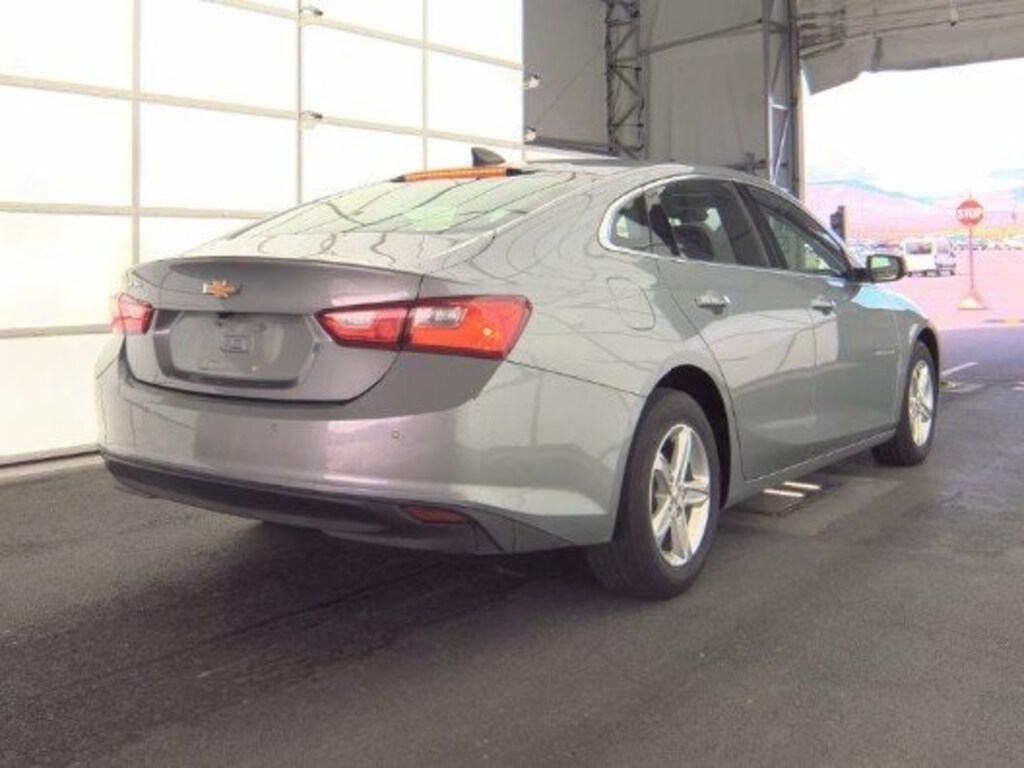 Used 2024 Chevrolet Malibu LS w/1LS Sedan
