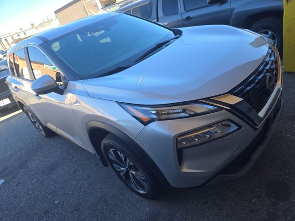 Used 2023 Nissan Rogue SV SUV