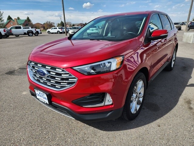 2023 Ford Edge Titanium photo 3
