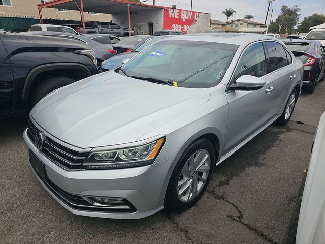 2018 Volkswagen Passat 2.0T SE Auto's photo