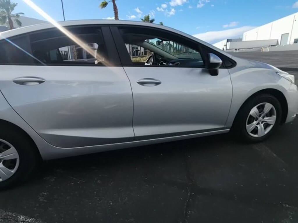 Used 2018 Chevrolet Cruze LS Auto Sedan