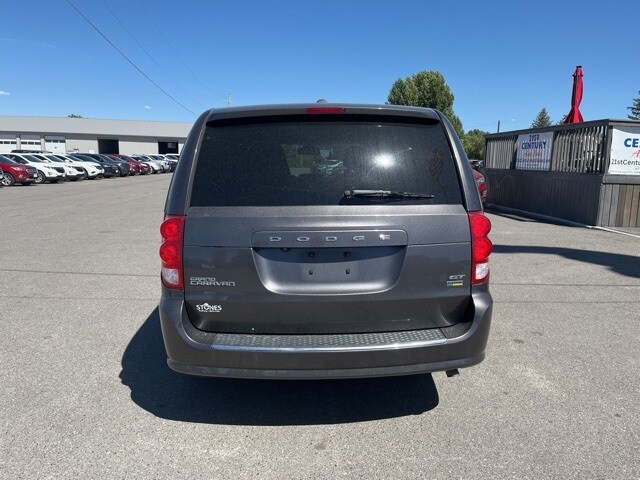 2019 Dodge Grand Caravan GT photo 2