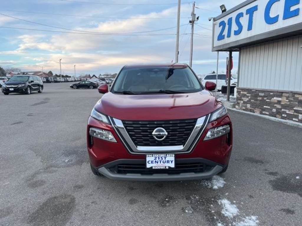 Used 2021 Nissan Rogue SV SUV