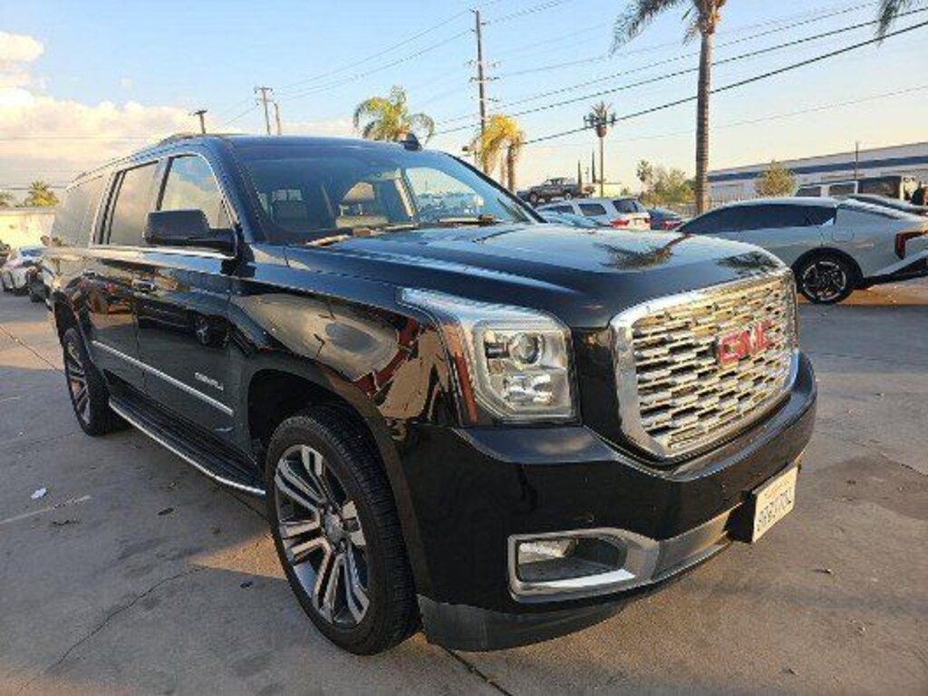 Used 2019 GMC Yukon XL Denali SUV