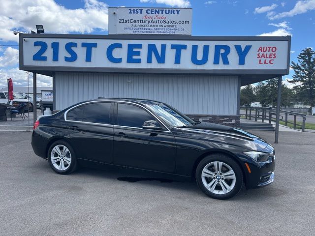 2017 BMW 3 Series 330i xDrive Sedan's photo