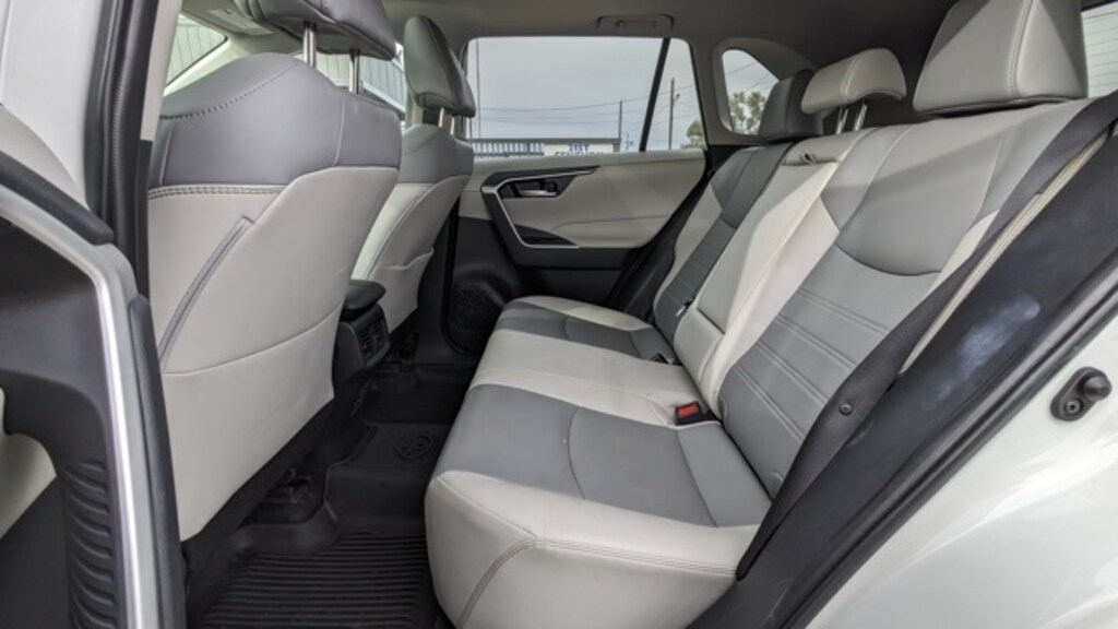 Used 2025 Toyota RAV4 XLE Premium SUV