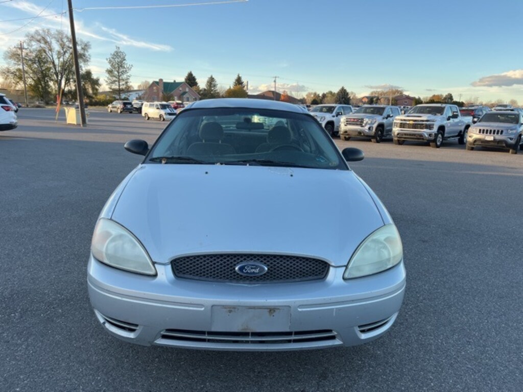 Used 2006 Ford Taurus SE Sedan