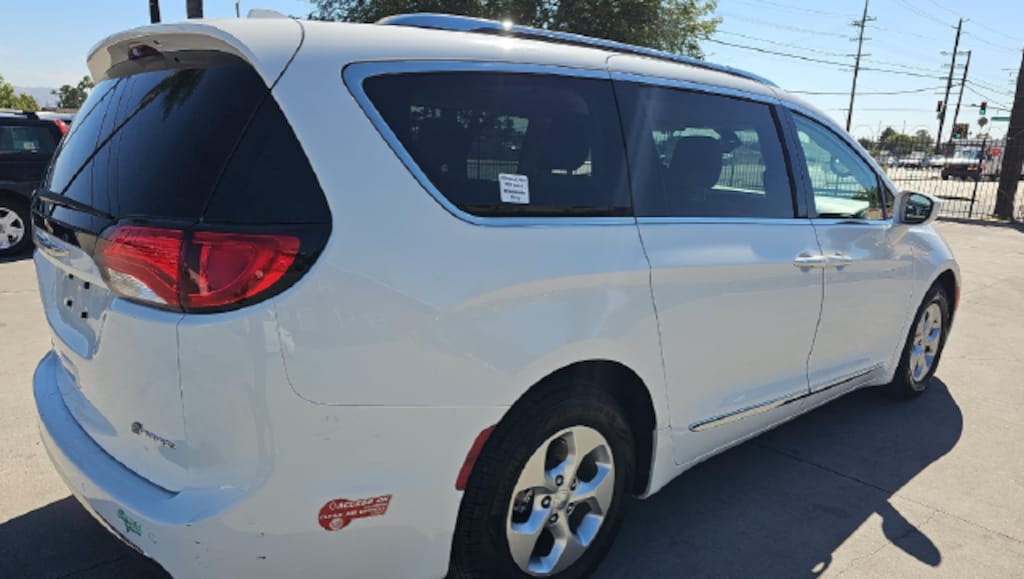 Used 2018 Chrysler Pacifica Hybrid Touring L Van Passenger Van