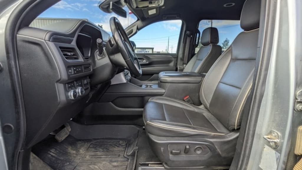 Used 2024 GMC Yukon XL SLT SUV