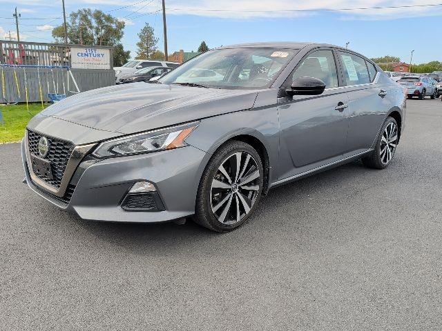 2022 Nissan Altima SR
