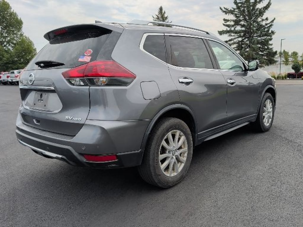 Used 2020 Nissan Rogue SV SUV