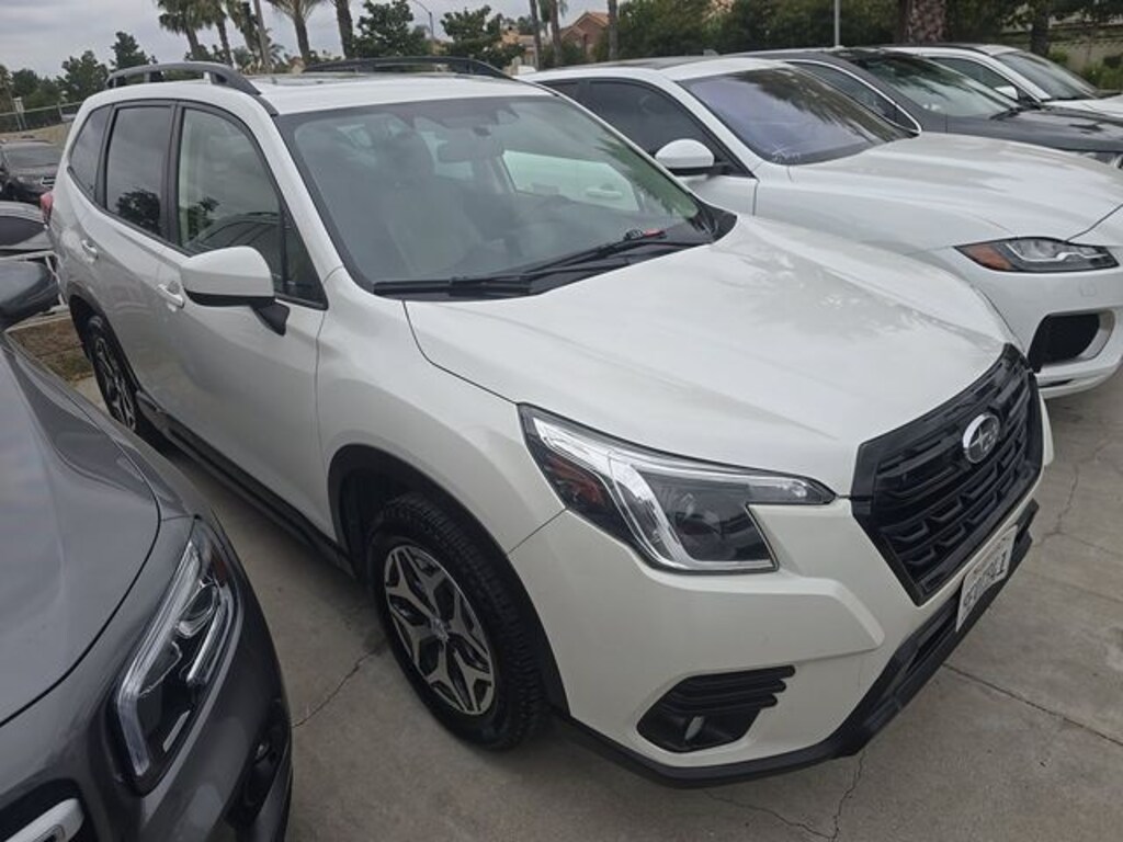 Used 2023 Subaru Forester Premium SUV