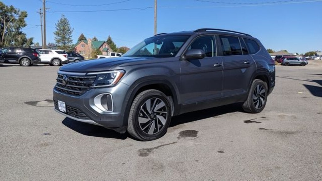 Used 2024 Volkswagen Atlas 2.0T SE w/Technology SUV