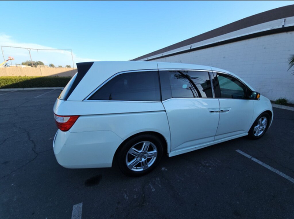 Used 2013 Honda Odyssey Touring Van