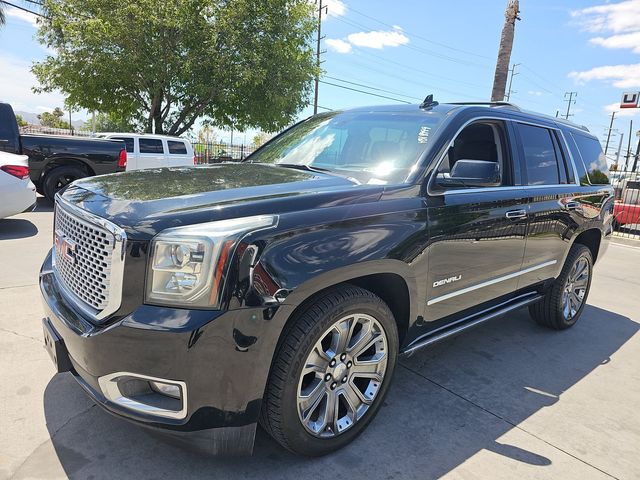 2017 GMC Yukon 4WD Denali's photo