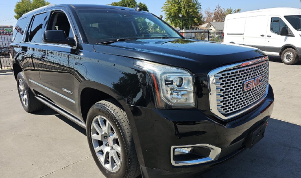 Used 2017 GMC Yukon Denali SUV