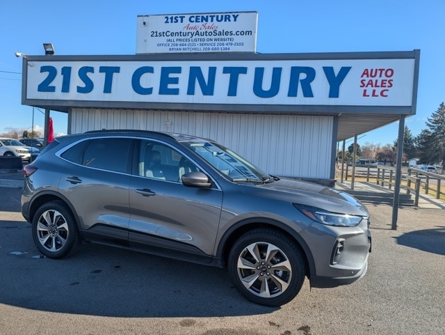 2024 Ford Escape Platinum's photo