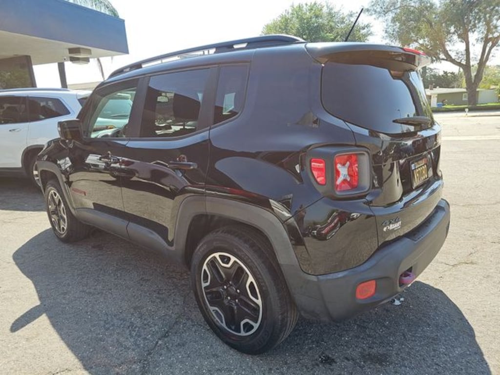 Used 2017 Jeep Renegade Trailhawk 4x4 SUV