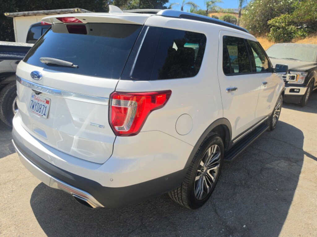 Used 2017 Ford Explorer Platinum SUV