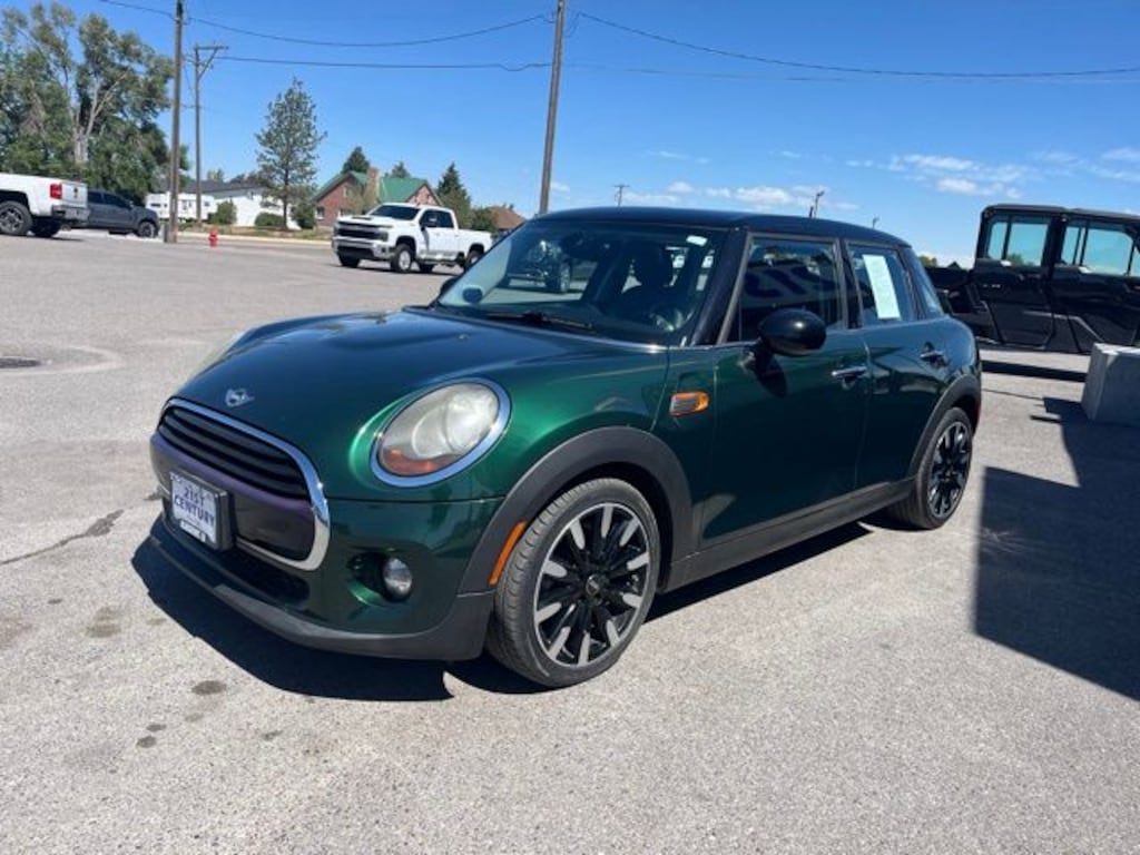 Used 2017 MINI Hardtop 4 Door Cooper Hatchback
