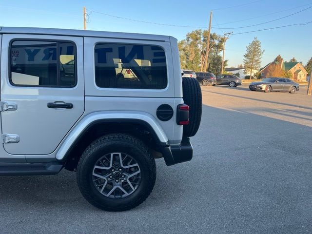 2024 Jeep Wrangler 4-Door Sahara - Photo 6
