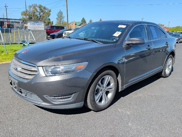 2016 Ford Taurus