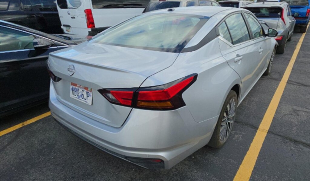 Used 2026 Nissan Altima SV Sedan
