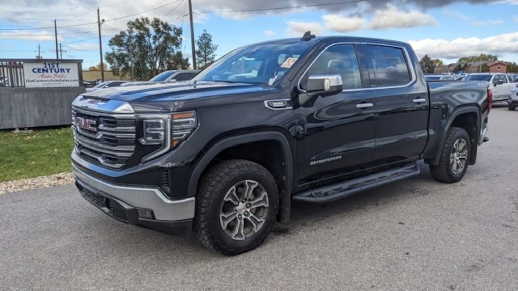 Used 2024 GMC Sierra 1500 SLT Truck Crew Cab