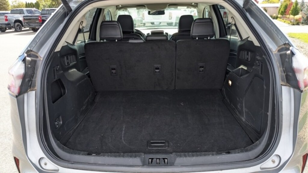 Used 2024 Ford Edge Titanium SUV