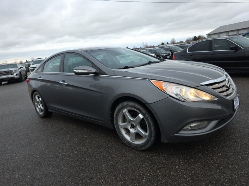 Used 2013 Hyundai Sonata Limited Sedan