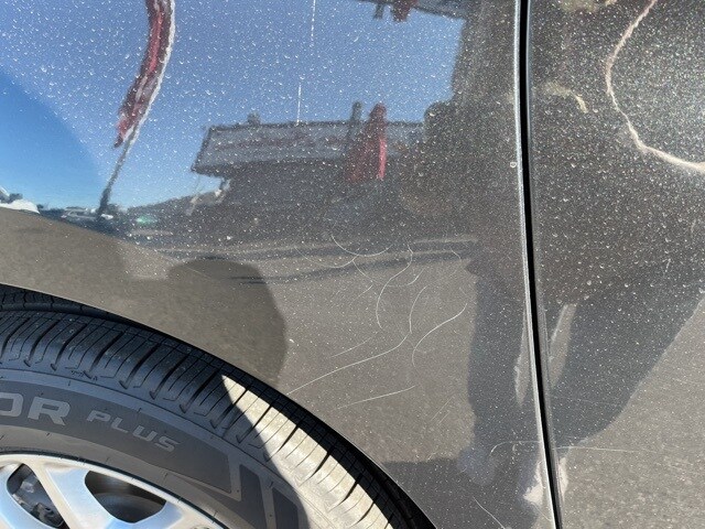 2022 Chrysler Pacifica Touring photo 3