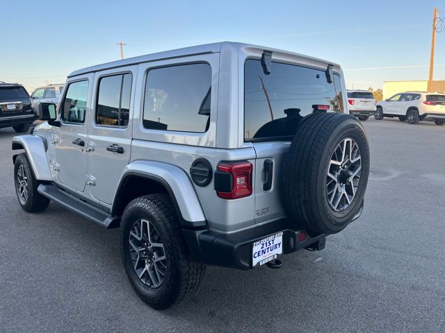 2024 Jeep Wrangler 4-Door Sahara - Photo 8