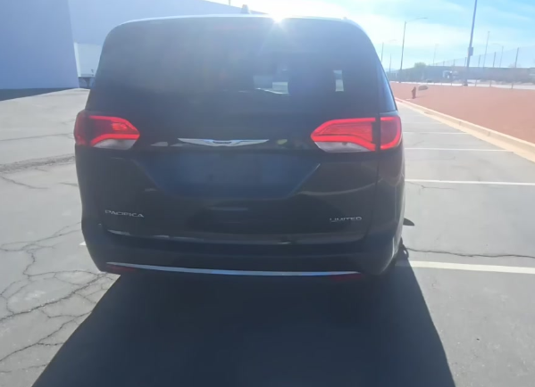 Used 2020 Chrysler Pacifica Limited Van Passenger Van