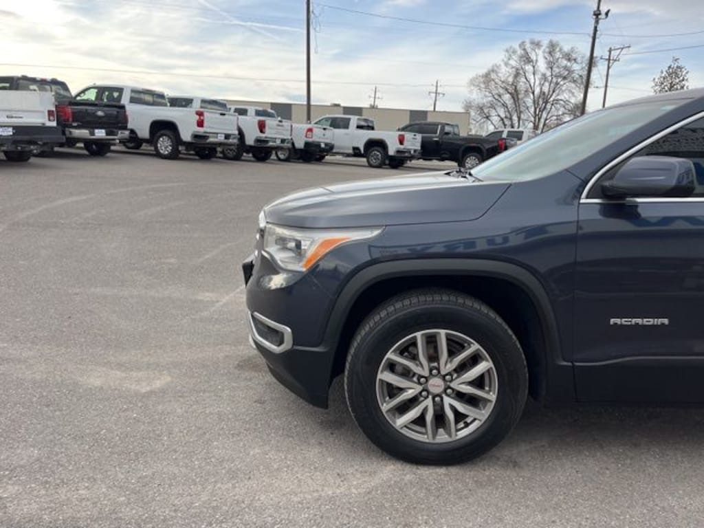 Used 2018 GMC Acadia SLE-2 SUV