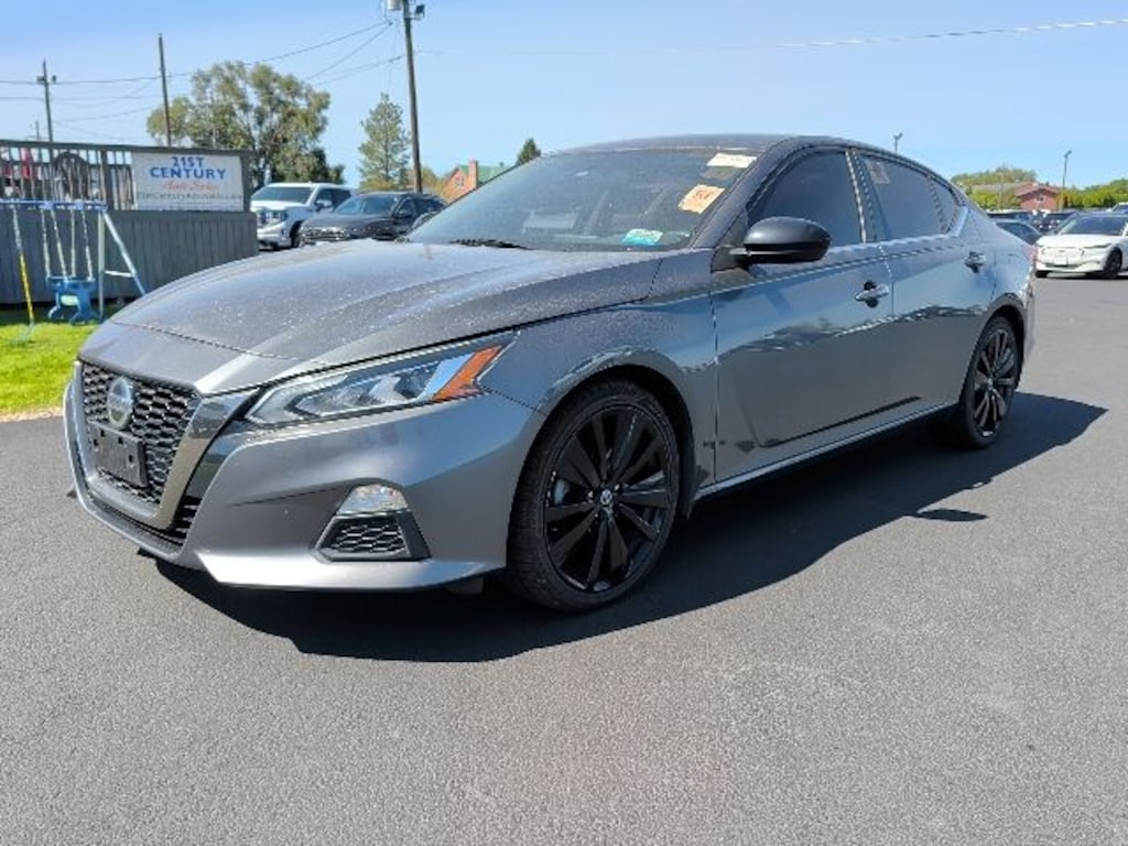 Used 2019 Nissan Altima 2.5 SR Sedan