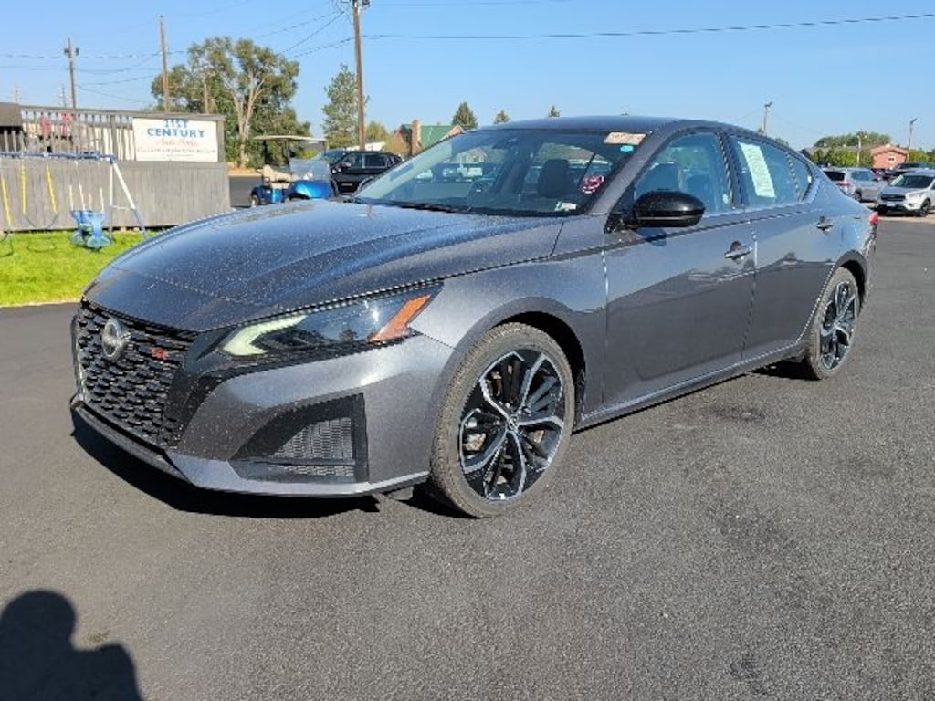 Used 2026 Nissan Altima SR Sedan