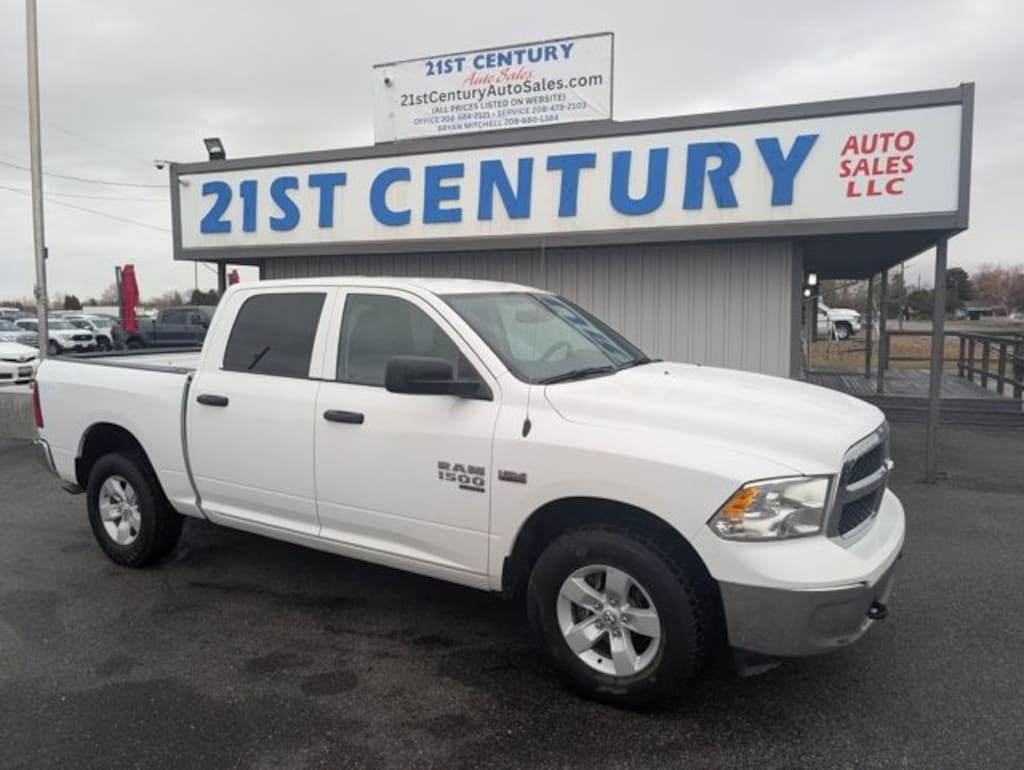 Used 2022 Ram 1500 Classic SLT Truck Crew Cab