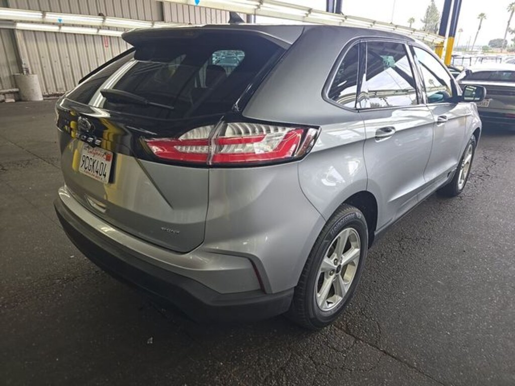 Used 2022 Ford Edge SE SUV