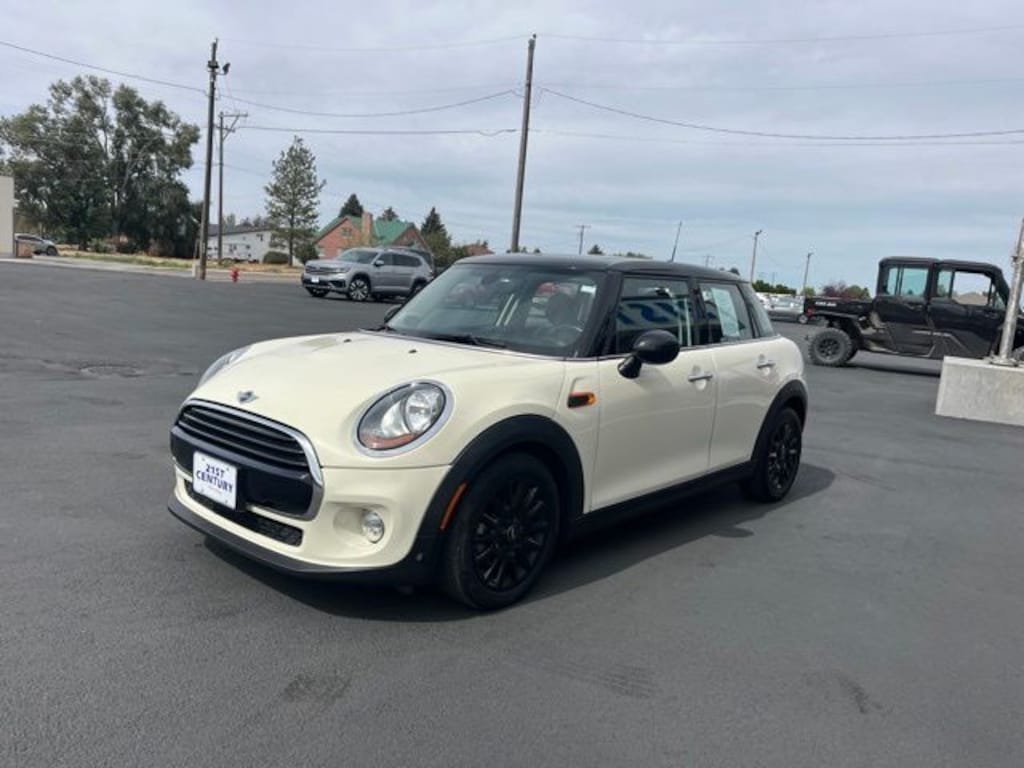 Used 2018 MINI Hardtop 4 Door Cooper Hatchback