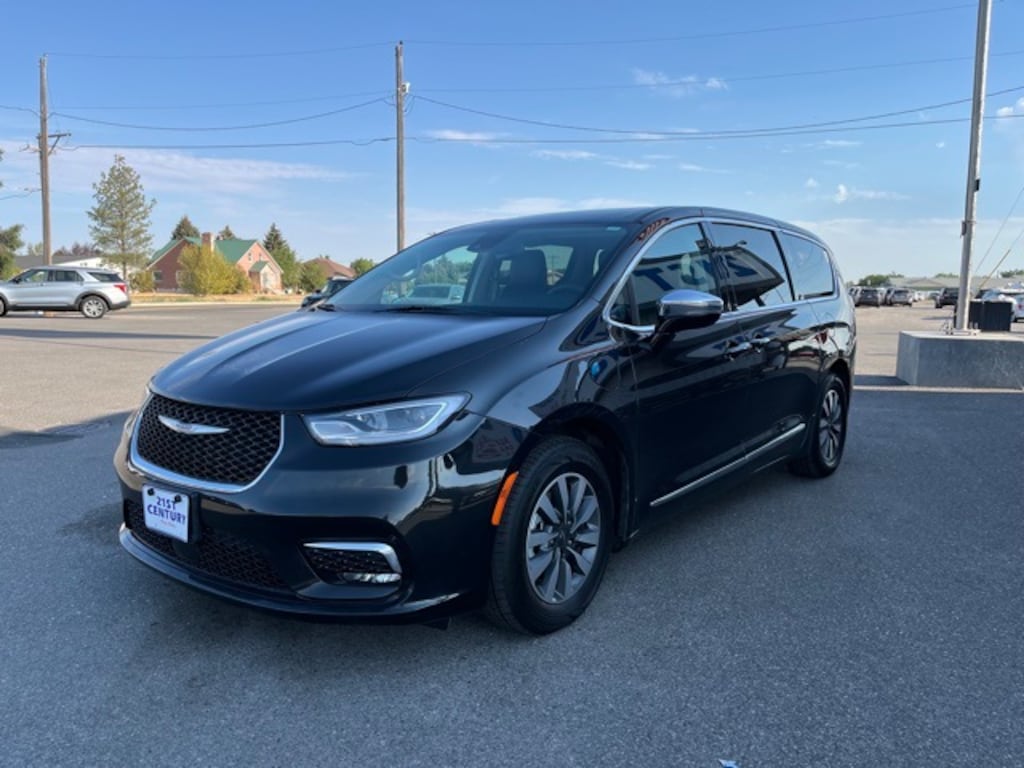 Used 2023 Chrysler Pacifica Plug-In Hybrid Limited Van Passenger Van