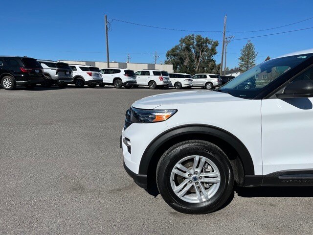 2024 Ford Explorer XLT photo 4