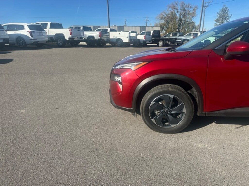 Used 2024 Nissan Rogue SV SUV