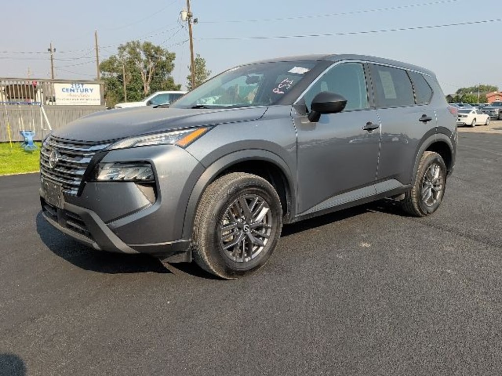 Used 2024 Nissan Rogue S SUV
