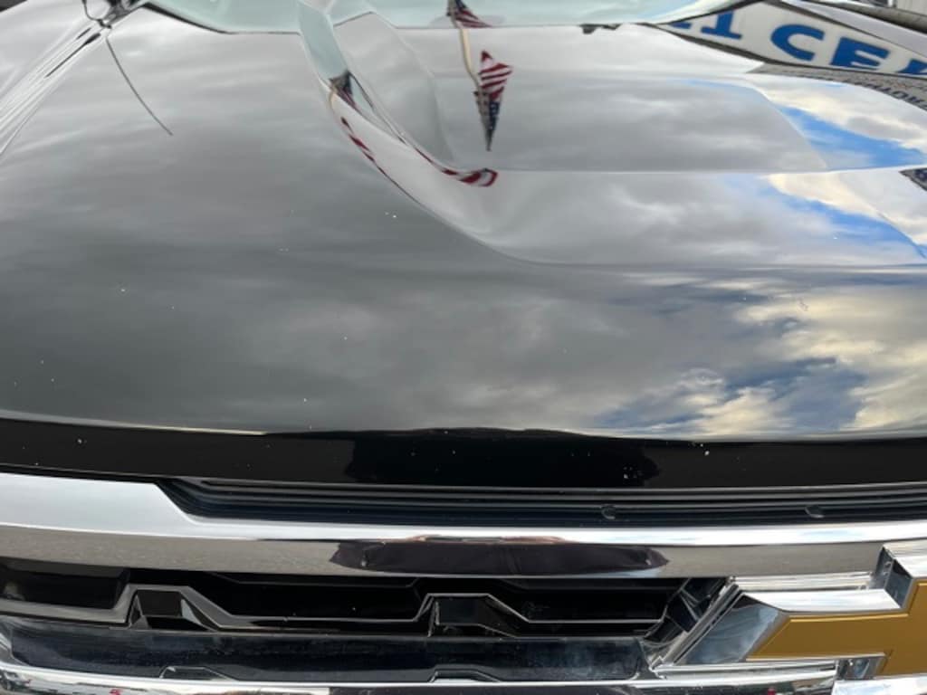 Used 2025 Chevrolet Silverado 1500 LT w/1LT Truck Crew Cab