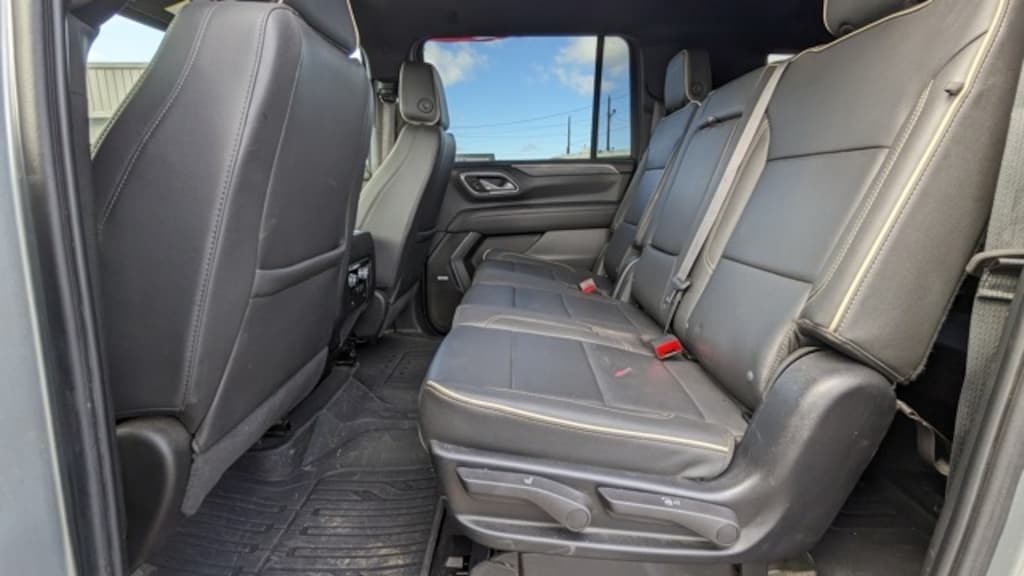 Used 2024 GMC Yukon XL SLT SUV